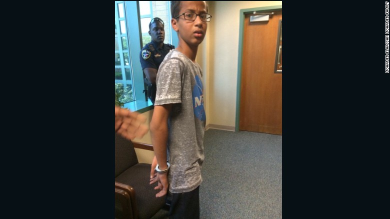 150916104643-ahmed-mohamed-texas-student-arrested-exlarge-169