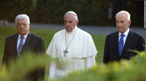 Reuniones en el Vaticano entre el papa Francisco y los líderes israelíes y palestinos han dejado serias críticas que acusan al papa Francisco de tener una agenda islámica.
