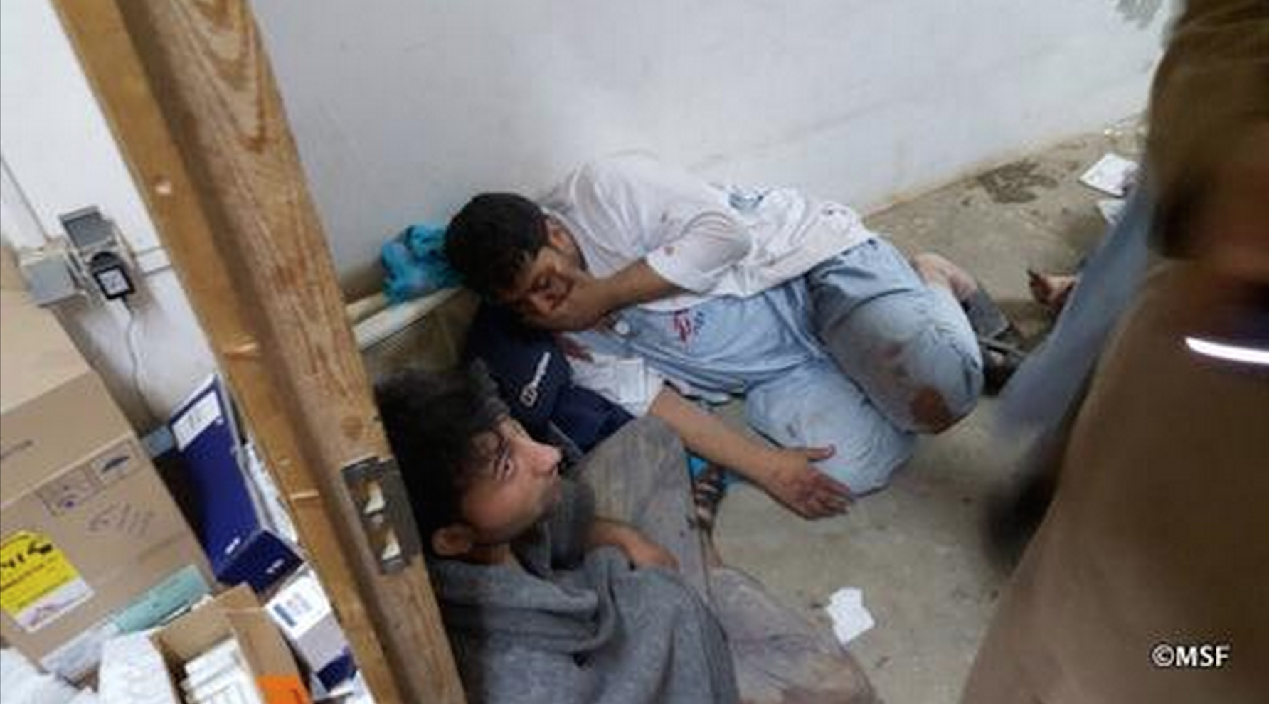 El hospital de Médicos sin Fronteras en la ciudad afgana de Kunduz fue atacado por cazabombarderos estadounidenses. (Crédito: MSF/Twitter).