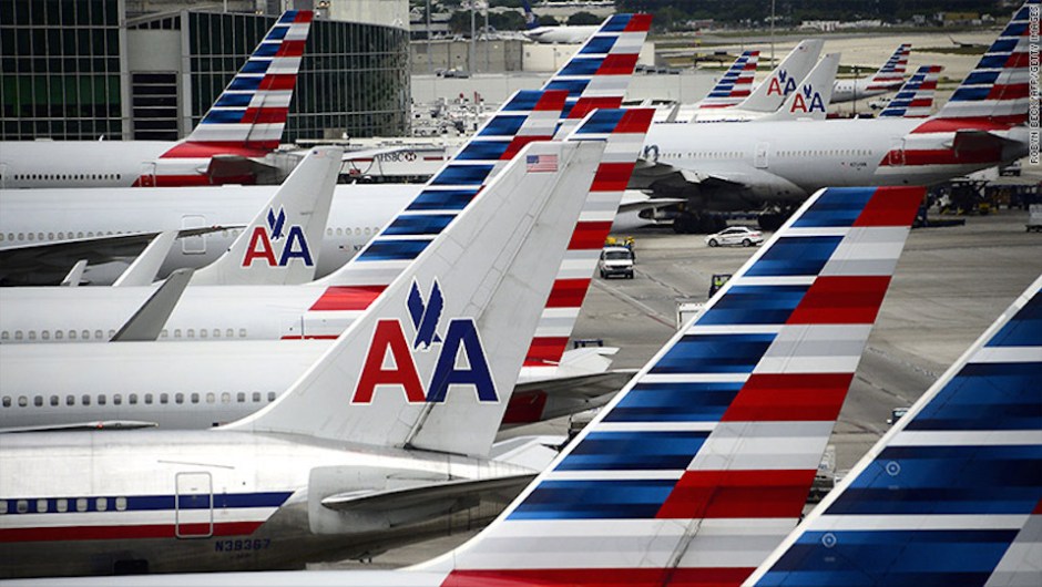 Pasajeros del vuelo 295 de American Airlines hicieron un maratónico vuelo de 20 horas entre Miami y Los Ángeles.