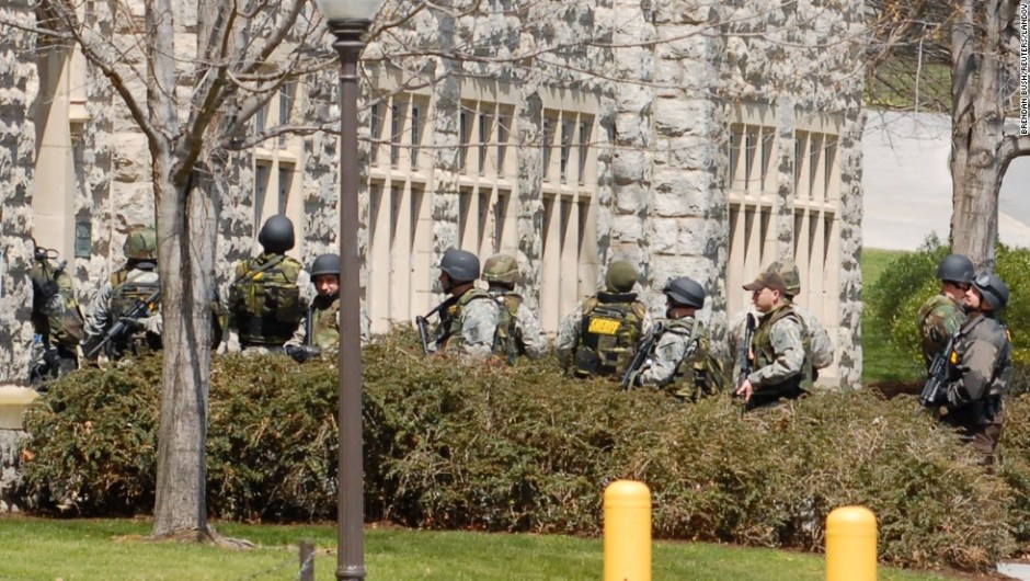 16 de abril de 2007 - Masacre en Virginia Tech: 32 personas murieron tras el ataque de un estudiante de 23 años que se suicidó después de abrir fuego en el campus de la universidad.