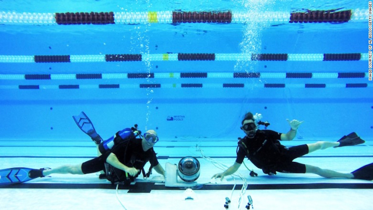 Fotógrafos de Getty listos con sus cámaras robóticas en las competencias acuáticas de Río 2016. (Crédito: Getty Images)