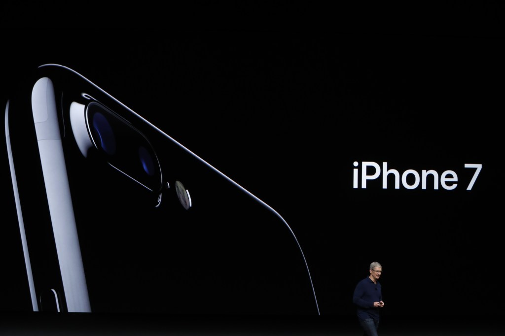 SAN FRANCISCO, CA - SEPTEMBER 07: Apple CEO Tim Cook announces the new Apple iPhone 7 during a launch event on September 7, 2016 in San Francisco, California. Apple Inc. is expected to unveil latest iterations of its smart phone, forecasted to be the iPhone 7. The tech giant is also rumored to be planning to announce an update to its Apple Watch wearable device. (Photo by Stephen Lam/Getty Images)
