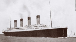 En 1908 cuando ganaron los Cubs el Titanic no existía. Se hundió en 1912 y sus restos fueron descubiertos en 1985. La construcción empezó en 1909