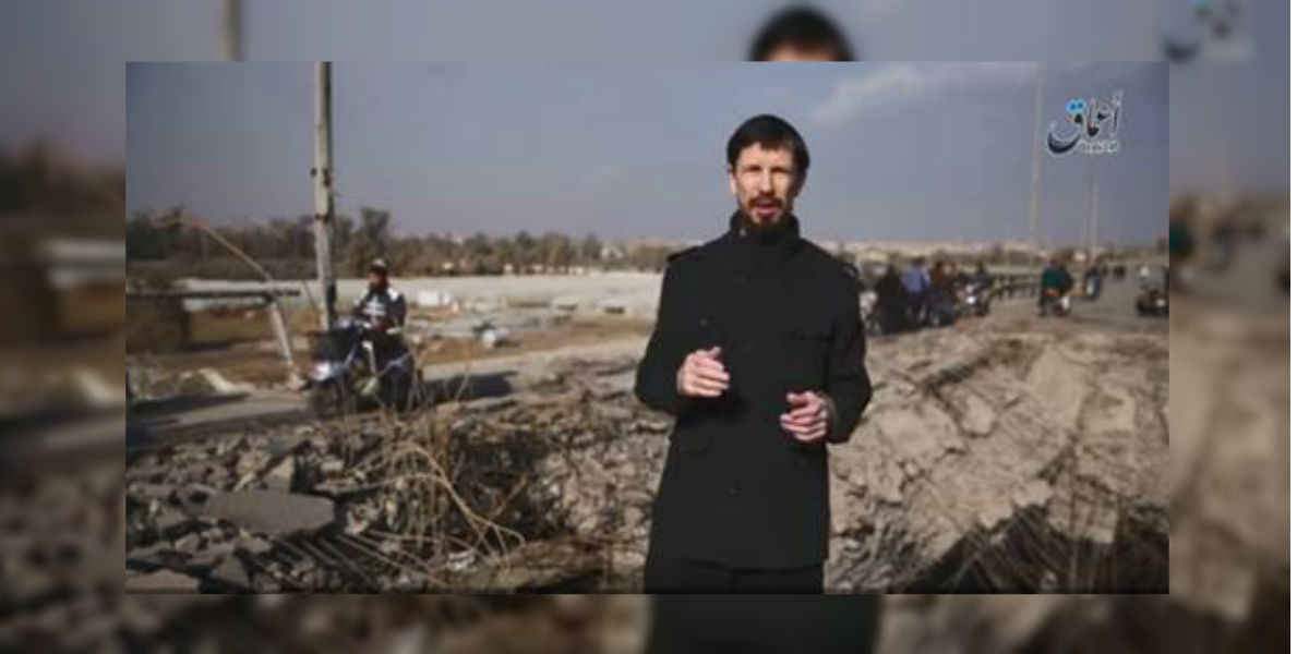 Imagen del video de ISIS publicado este miércoles en la que aparece John Cantlie. 
