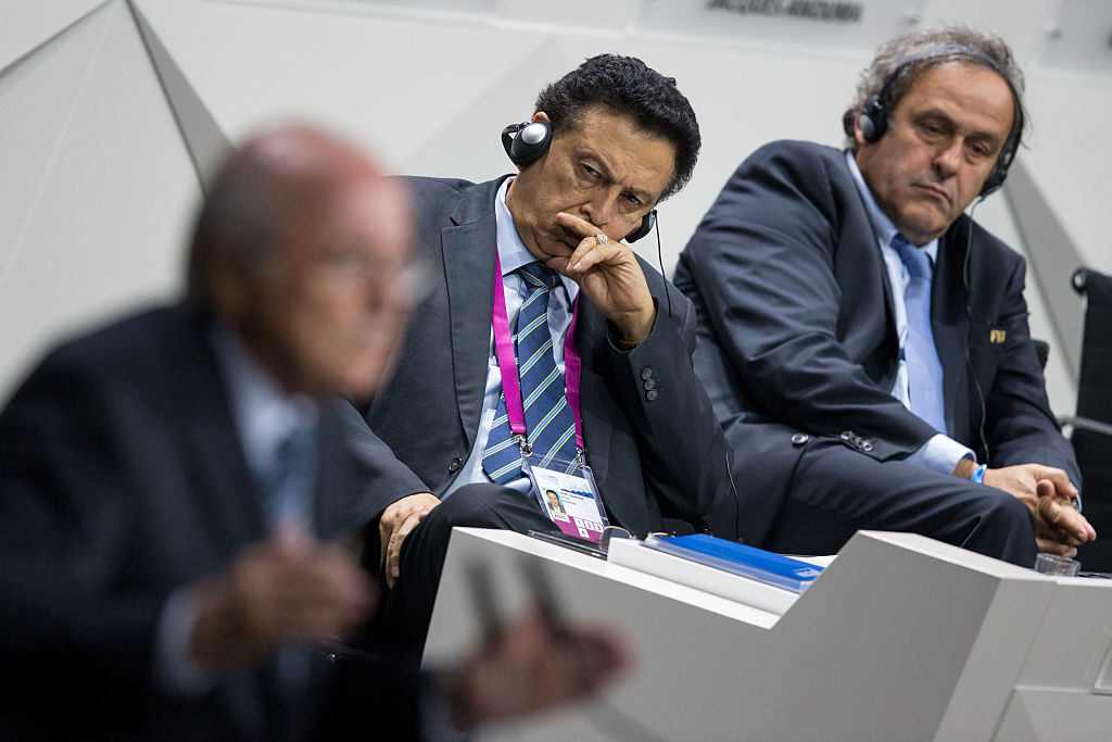 Alfredo Hawit Banegas (centro) durante el 65 congreso de la FIFA en Zúrich (Suiza) el 29 de mayo del 2015. (Crédito: Philipp Schmidli/Getty Images)