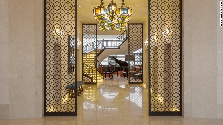 El Hotel Assila está localizado en el corazón del distrito comercial de Jeddah (Arabia Saudí) y a solo 40 minutos en carro de La Meca. 