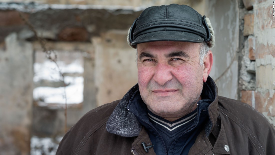 Merab Mekarishvili dice que tuvo que escoger entre la casa de su familia y su país cuando cambió la frontera.