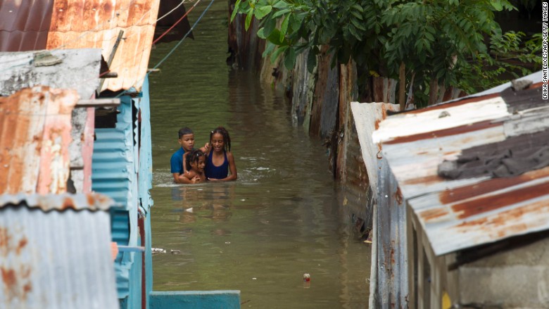 El huracán Matthew mató a cientos de personas en Haití y dejó pérdidas por 10.000 millones de dólares. 