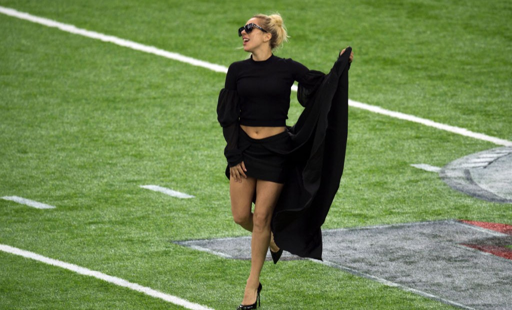 Singer Lady Gaga poses on the field at the Super Bowl LI before the start of the game at Houston NRG Stadium in Houston, Texas, on February 5, 2017. / AFP / VALERIE MACON (Photo credit should read VALERIE MACON/AFP/Getty Images)