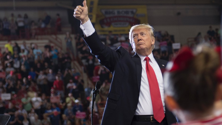 Trump volvió a leer "The Snake" durante un mítin en Harrisburg, Pensilvania, el sábado por la noche.