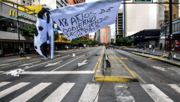 View of Francisco de Miranda avenue, during a 48-hour general strike called by the opposition, in Caracas on July 27, 2017. Venezuela's opposition kicked off a second day of a general strike after a day of street protests left three people dead, in an intensifying showdown over President Nicolas Maduro's plan to rewrite the nation's constitution. / AFP PHOTO / JUAN BARRETO (Photo credit should read JUAN BARRETO/AFP/Getty Images)