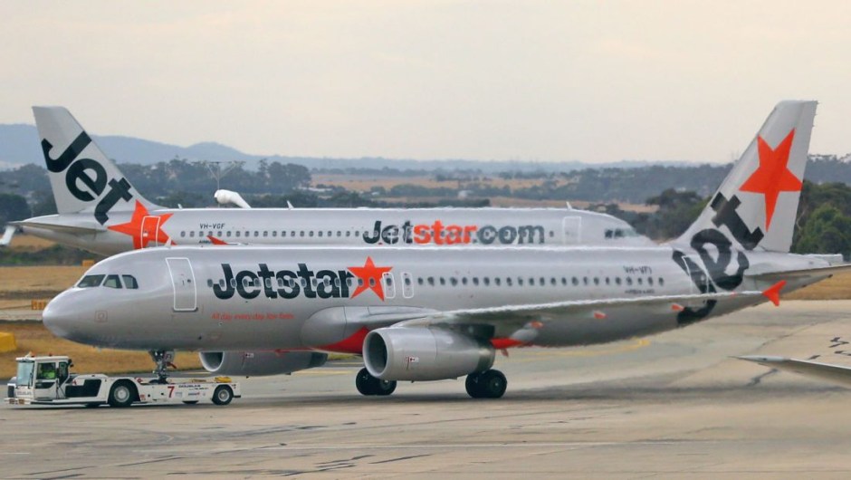 8. Jetstar Asia: la aerolínea de bajo costo singapurense Jetstar Asia es una filial asiática de Jetstar, la aerolínea subsidiaria de la australiana Qantas. Se jactó 85.08% de puntualidad en 2017.