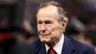 Expresidente George H.W. Bush fue hospitalizado
