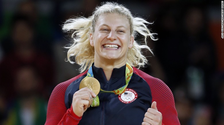 Kayla Harrison celebra su oro en los Juegos Olímpicos de Río de Janeiro 2016
