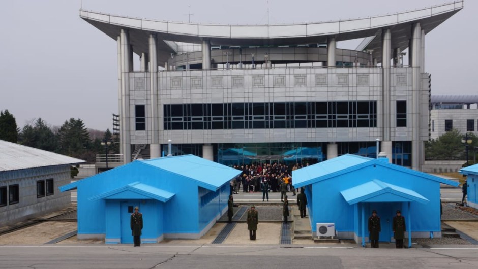 Primeras impresiones: Al imaginar la DMZ de cuatro kilómetros de ancho, aproximadamente 50 kilómetros al norte de Seoul, la primera imagen que se viene a la mente es a menudo el Área de Seguridad Conjunta (JSA).