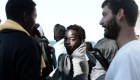 Cientos de migrantes africanos llegan a las costas de España
