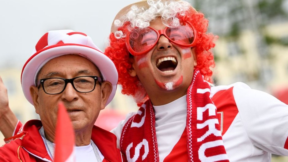 Peru's fans pose outside the stadium before the Russia 2018 World Cup Group C football match between France and Peru at the Ekaterinburg Arena in Ekaterinburg on June 21, 2018. (Photo by FRANCK FIFE / AFP) / RESTRICTED TO EDITORIAL USE - NO MOBILE PUSH ALERTS/DOWNLOADS (Photo credit should read FRANCK FIFE/AFP/Getty Images)