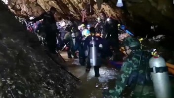 Honores a los buzos australianos de la cueva de Tailandia