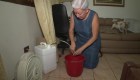 Escasez de agua en Venezuela: "Ya no sé lo que es bañarme con regadera"