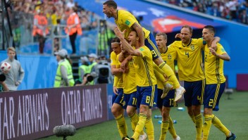 Suecia ganó por un gol a Suiza y se enfrentará en cuartos de final con quien gane del partido entre Colombia e Inglaterra. (Crédito: OLGA MALTSEVA/AFP/Getty Images)