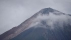 Lahares fluyen desde el volcán de Fuego en Guatemala