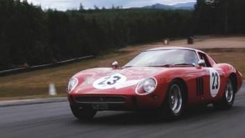 Pagan millones por un auto Ferrari de 1962