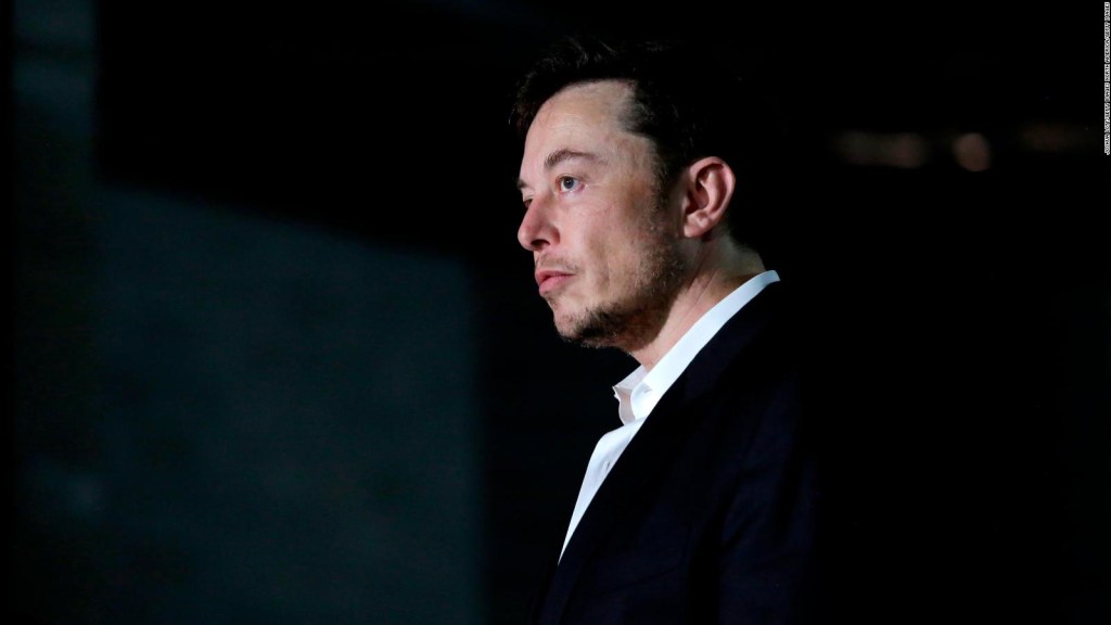 CNN Dinero Automotriz: ¿Peligra el entusiasmo por la marca Tesla?