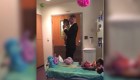 Una niña recibe una hermosa sorpresa luego de su primera quimioterapia