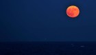 #LaImagenDelDía: deslumbrante luna roja en Japón