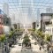 Galvanizando su estatus como un importante destino de compras, los desarrolladores en Dubai han lanzado planes para un nuevo centro comercial colosal. Llamado Dubai Square, tendrá unos 743.000 metros cuadrados de espacio comercial, el doble de Dubai Mall, actualmente el centro comercial más grande del mundo por área total.