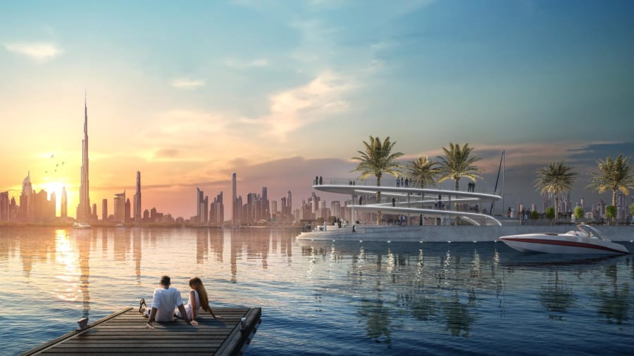 El puerto deportivo ofrece vistas del centro de Dubai al otro lado del arroyo.