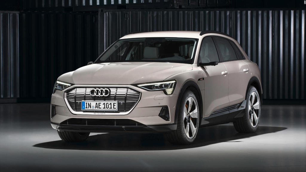 Audi lanza una camioneta totalmente eléctrica