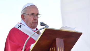 El papa Francisco acepta la renuncia de otros dos obispos de Chile