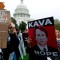 Cientos de mujeres protestan contra el testimonio de Kavanaugh
