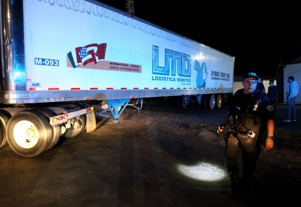 El contenedor frigorífico transportó más de 200 cadáveres por el estado de Jalisco. (Crédito: ULISES RUIZ/AFP/Getty Images)