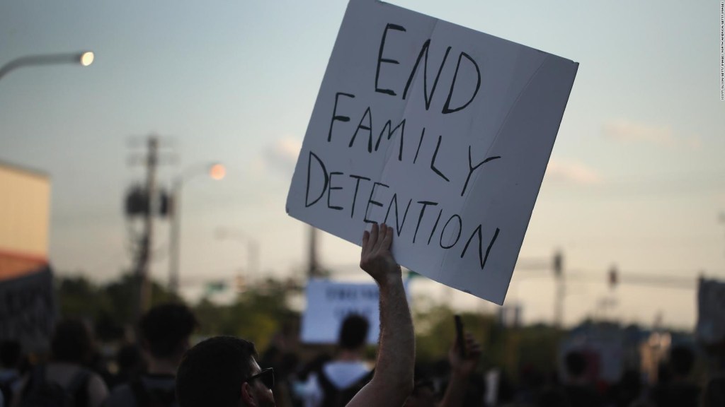 Padres ahora elegirían estar o no con sus hijos en detención a raíz del plan de separación voluntaria