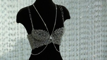 #ElDatoDeHoy: Victoria's Secret presenta sostén con cientos de diamantes