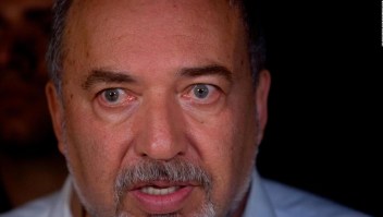 Tregua entre palestinos e israelís causa la renuncia de Avigdor Lieberman