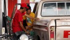 Compras de pánico por desabastecimiento de gasolina en México