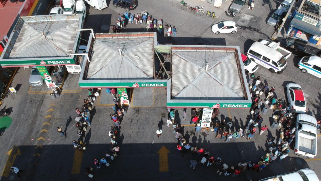 AMLO dice que no hay desabasto de gasolina en México