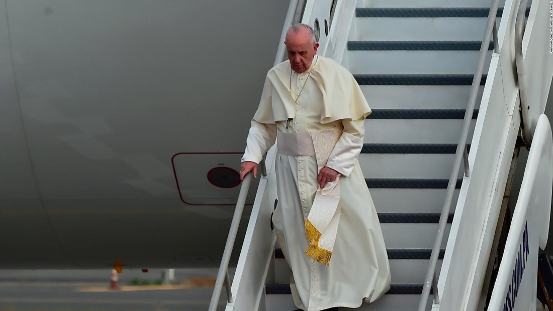 El papa Francisco ya está en suelo panameño