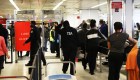 Cierre de Gobierno de EE.UU. causa retrasos en aeropuertos