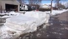 Un Mustang de nieve recibe una multa