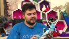 El inventor solidario que regala prótesis impresas en 3D