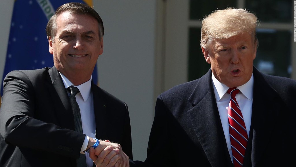 Trump y Bolsonaro hablan sobre las visas de viaje