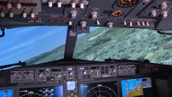 Así es el simulador de vuelo de un Boeing MAX 8