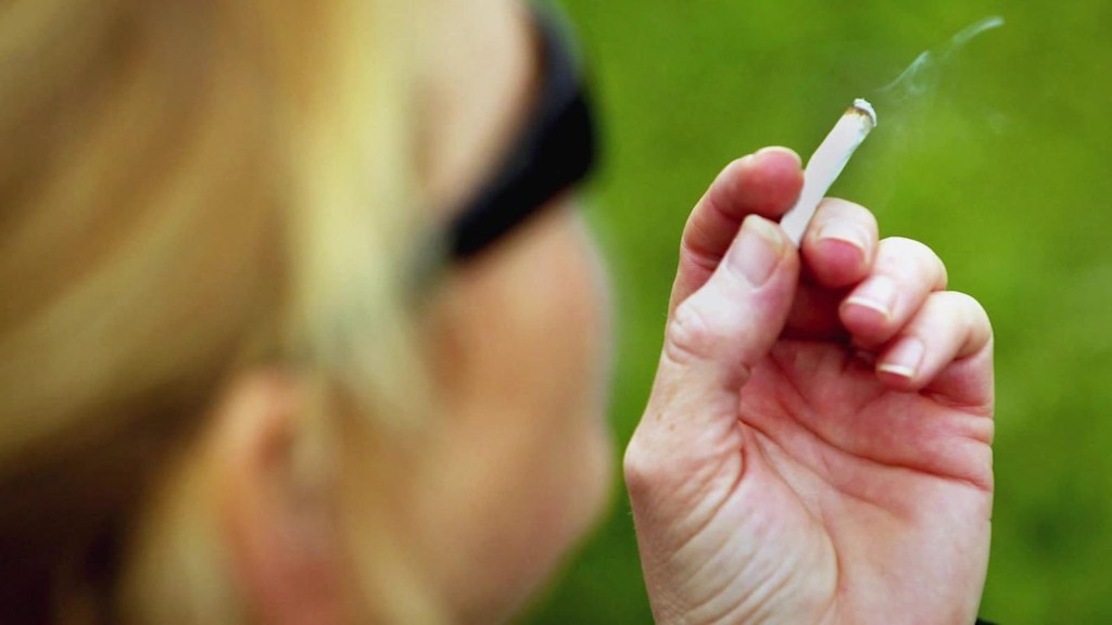 Fumar durante el embarazo y los riesgos por muerte súbita