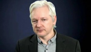 ¿Cómo afectó Wikileaks la vida personal de Assange?