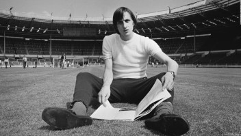 Johan Cruyff, la estrella que marcó la esencia del fútbol holandés